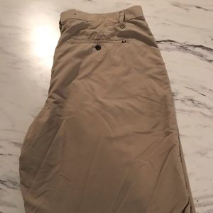 Hurley Khaki shorts size 32 length 22